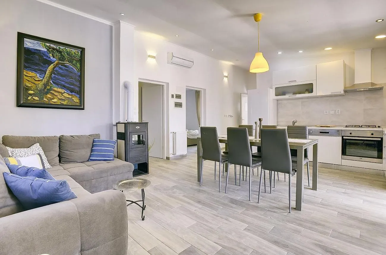 Holiday home Traumhafte Strandfinca Mit Eigenem Zugang Zum Strand Und Klima, Wlan, Bbq Peroj