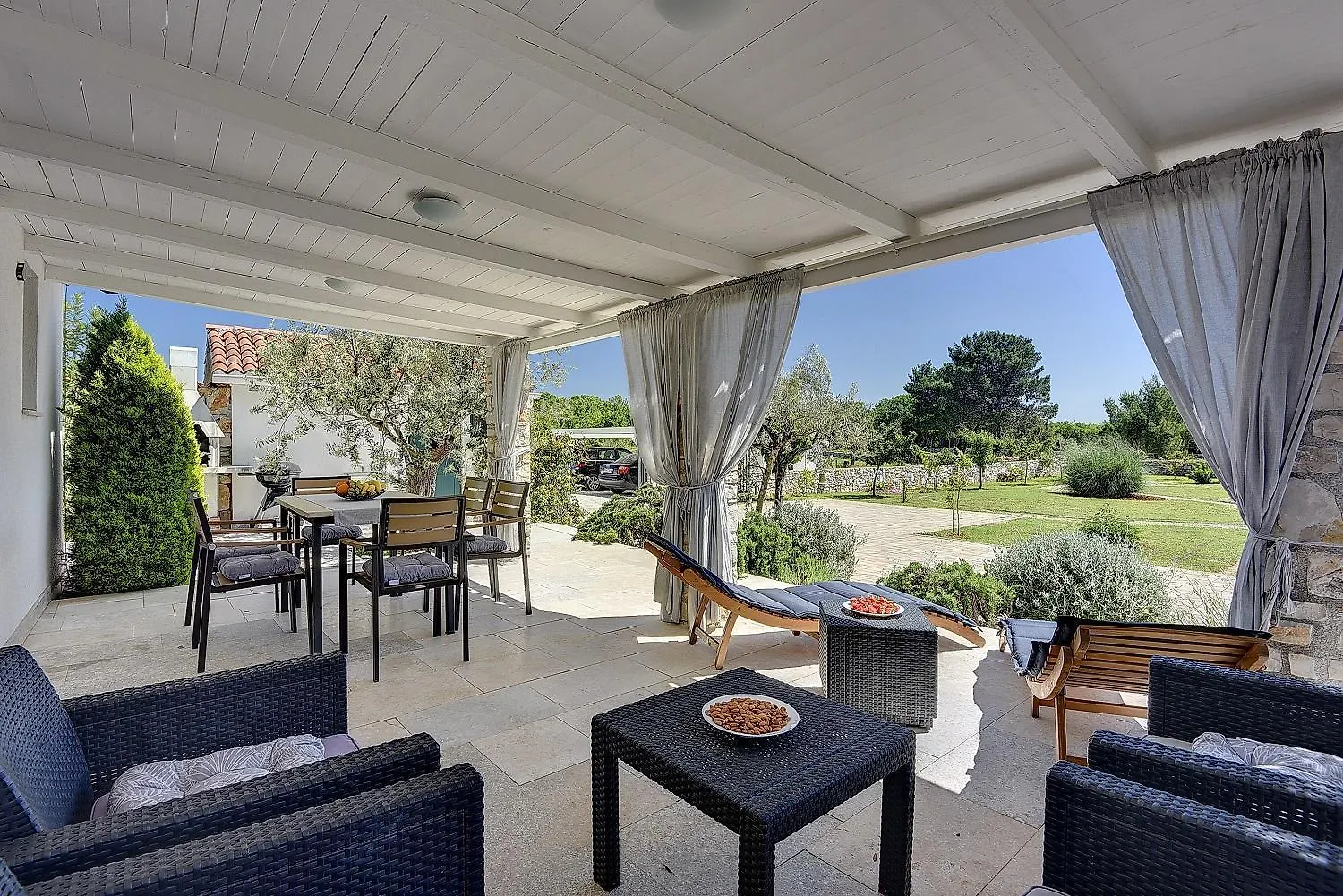 Holiday home Traumhafte Strandfinca Mit Eigenem Zugang Zum Strand Und Klima, Wlan, Bbq Peroj Croatia
